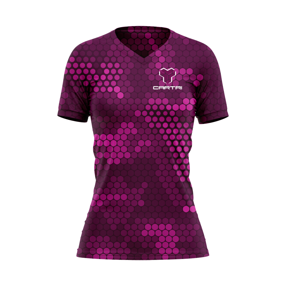 Camiseta Q53 deportiva de color púrpura con patrón de hexágonos rosas.
